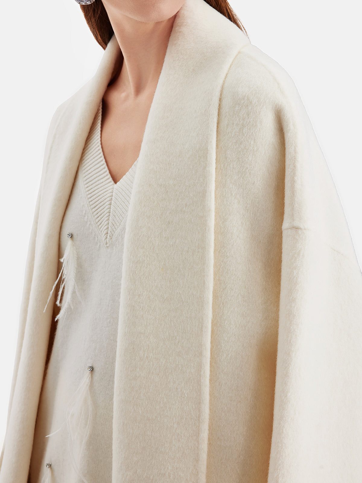 Minimalist Peluş Manşetli Kaban
