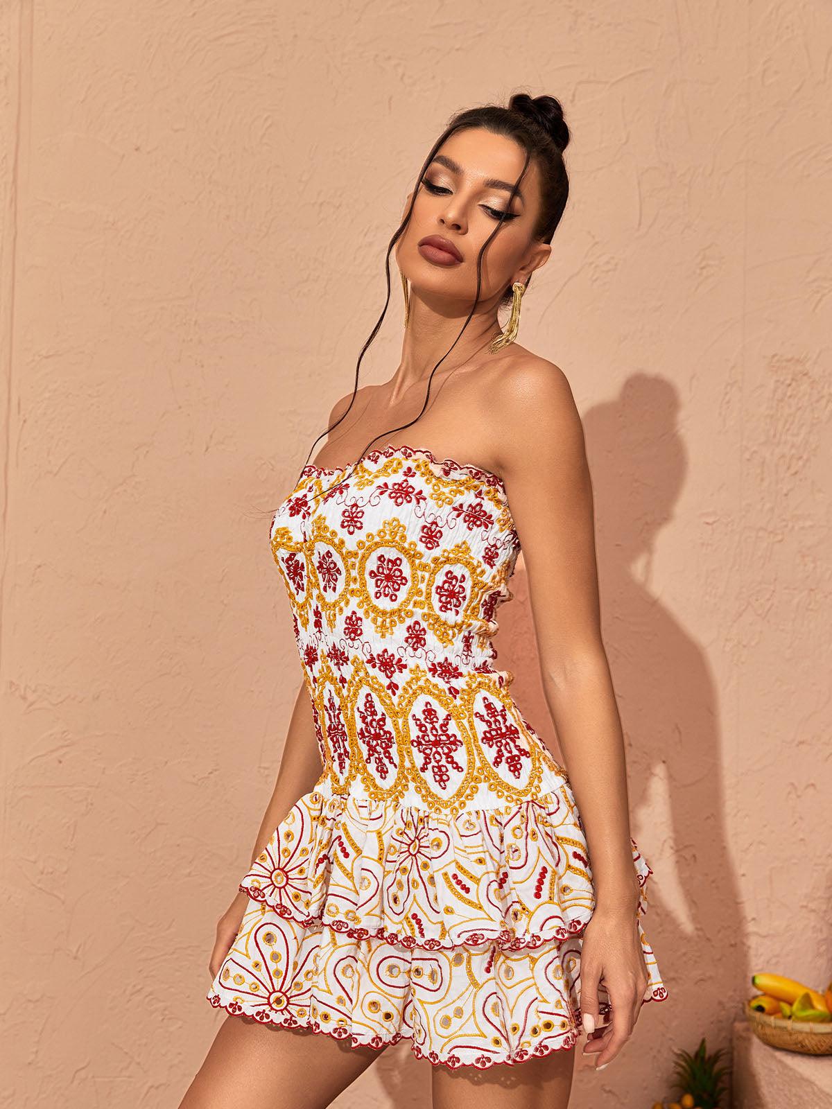Judson trägerloses Rüschenminikleid