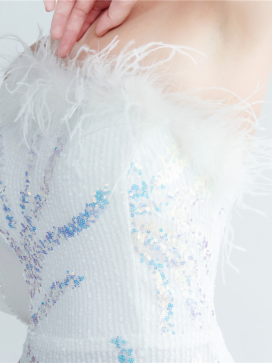 Elegantes Maxikleid Idalia mit Federverzierungen