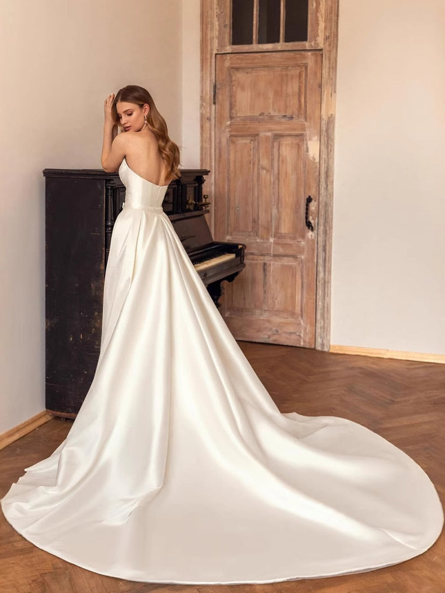 Phoebe Satin-Maxikleid, trägerlos 