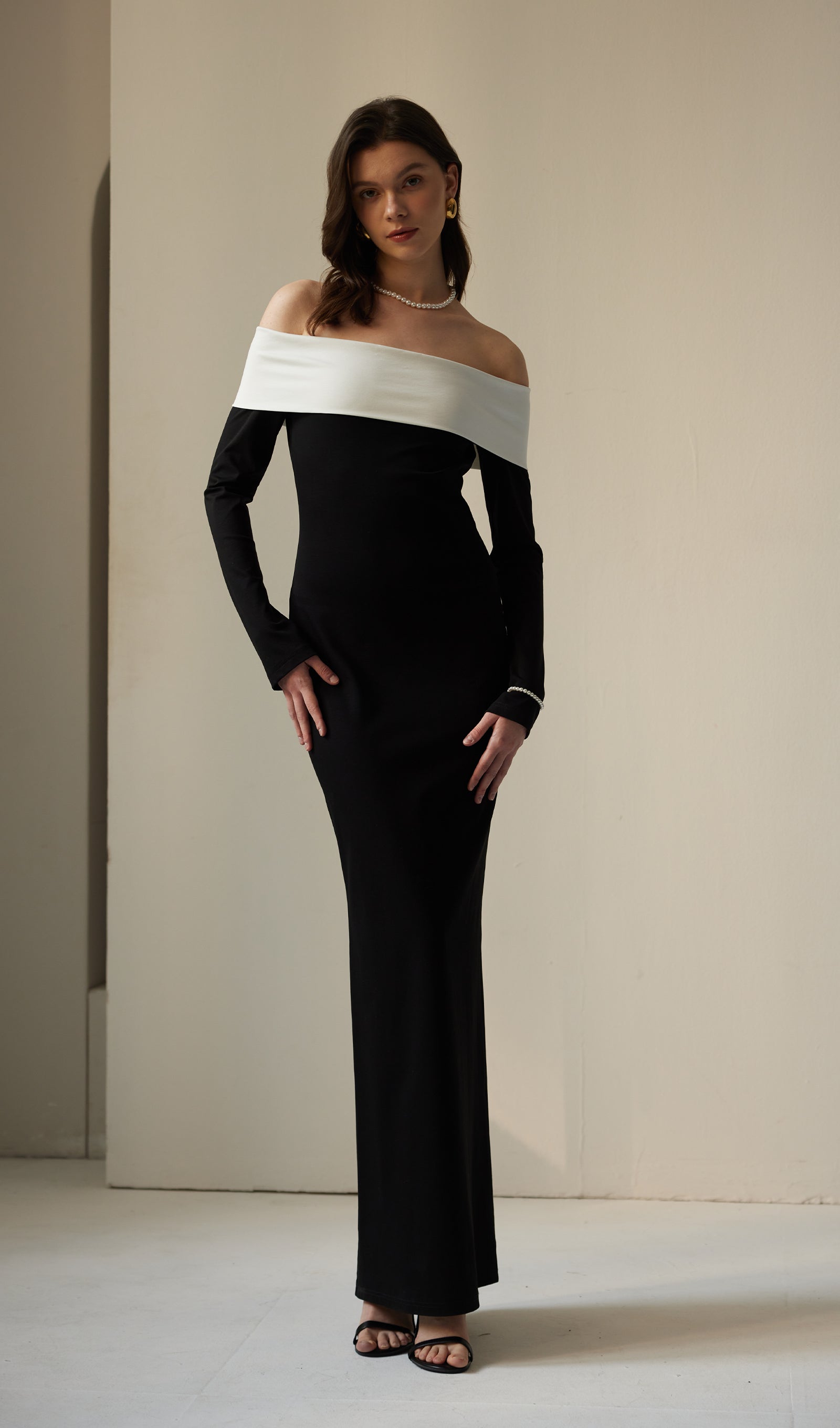 Anya Maxikleid Schwarz/Weiß 