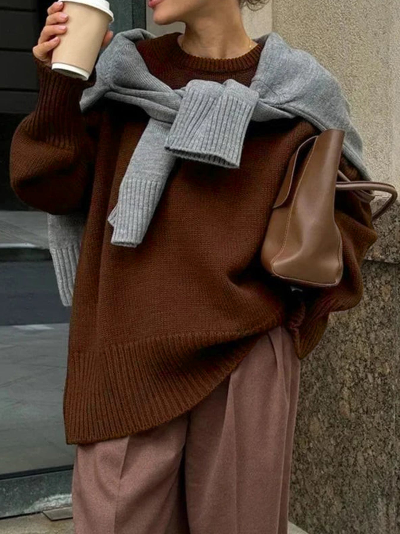 Minimalistischer, schlichter Schichtpullover