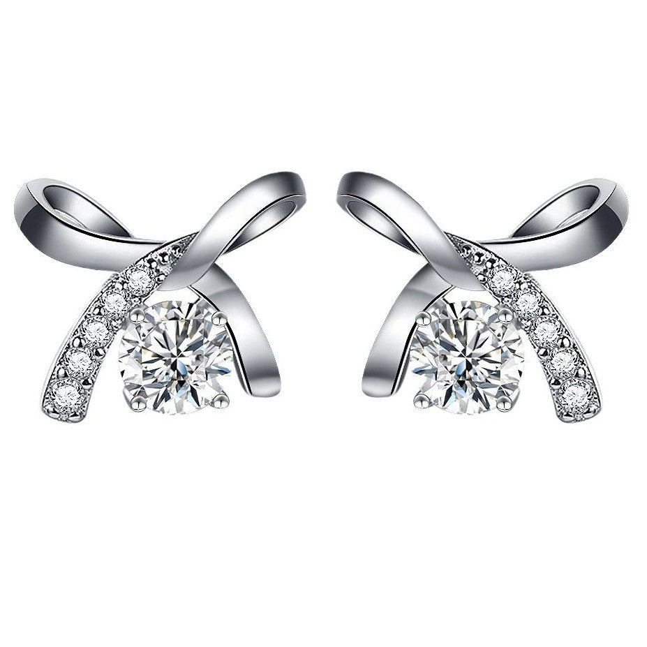 925 Ayar Gümüş Moissanite Taşlı Fiyonk Küpe