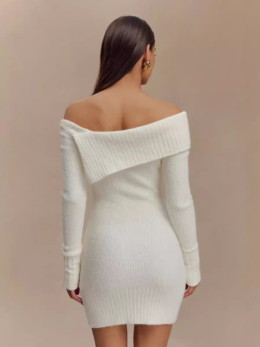 Düşük Yaka Örme Mini Elbise Kemersiz
