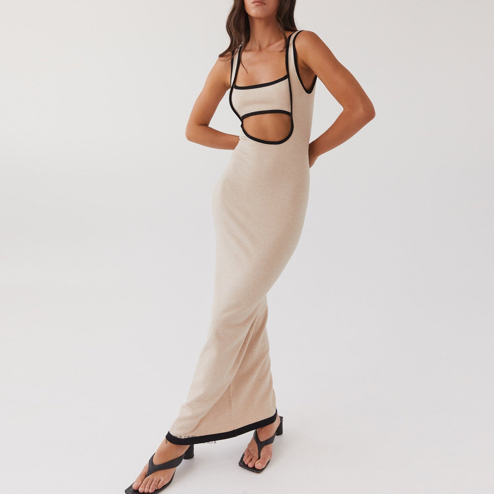 Contrast Cut Maxi Knit Dress