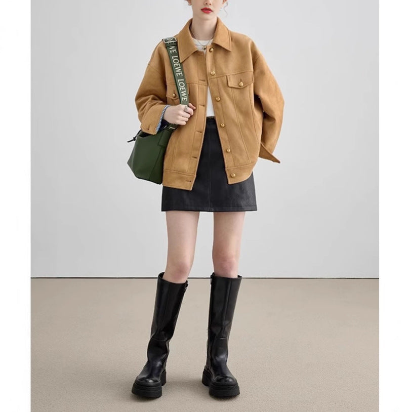 Urban-Chic Oversize-Wildledermantel für die Saison