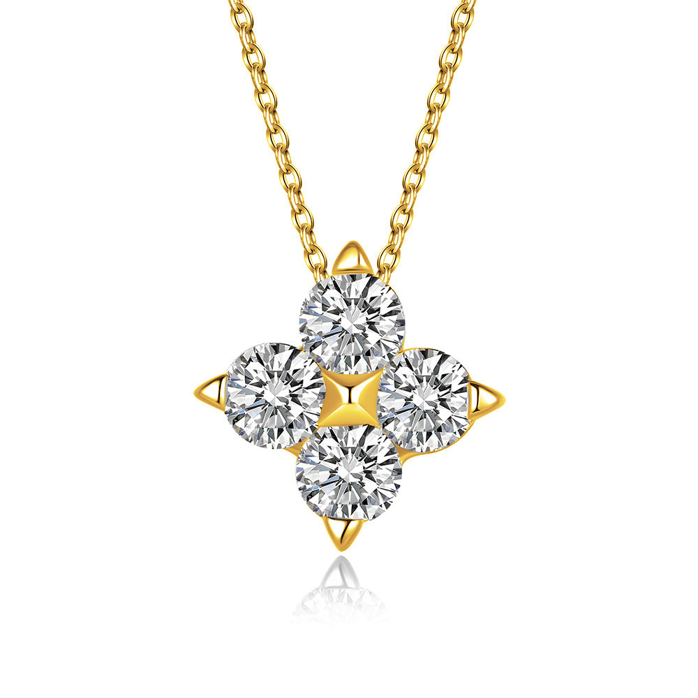 🧿 Şansın Işıltısı – 925 Ayar Gümüş Moissanite Dört Yapraklı Yonca Kolye