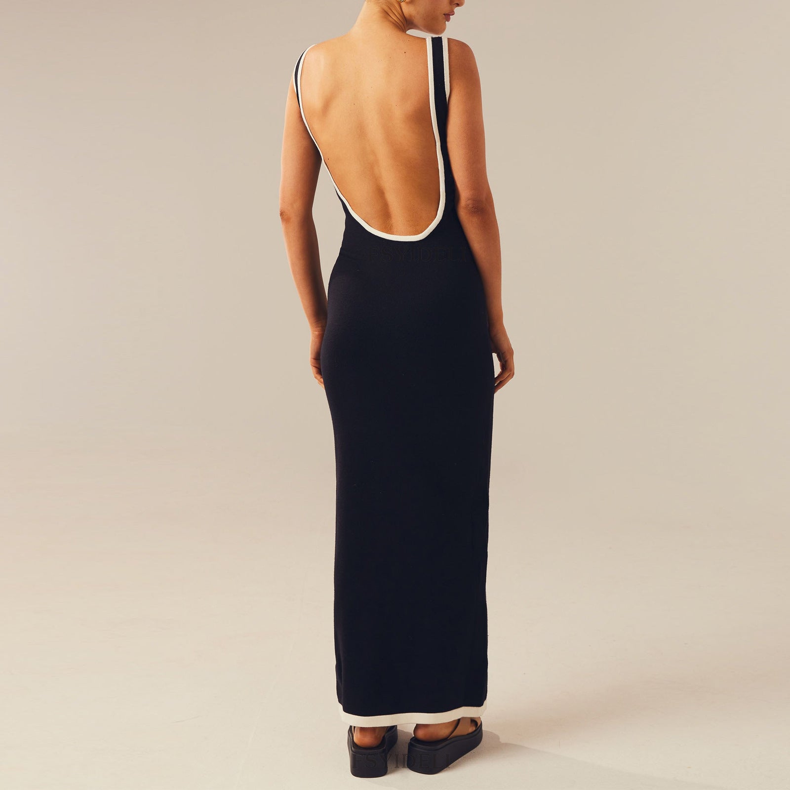Contrast Cut Maxi Knit Dress