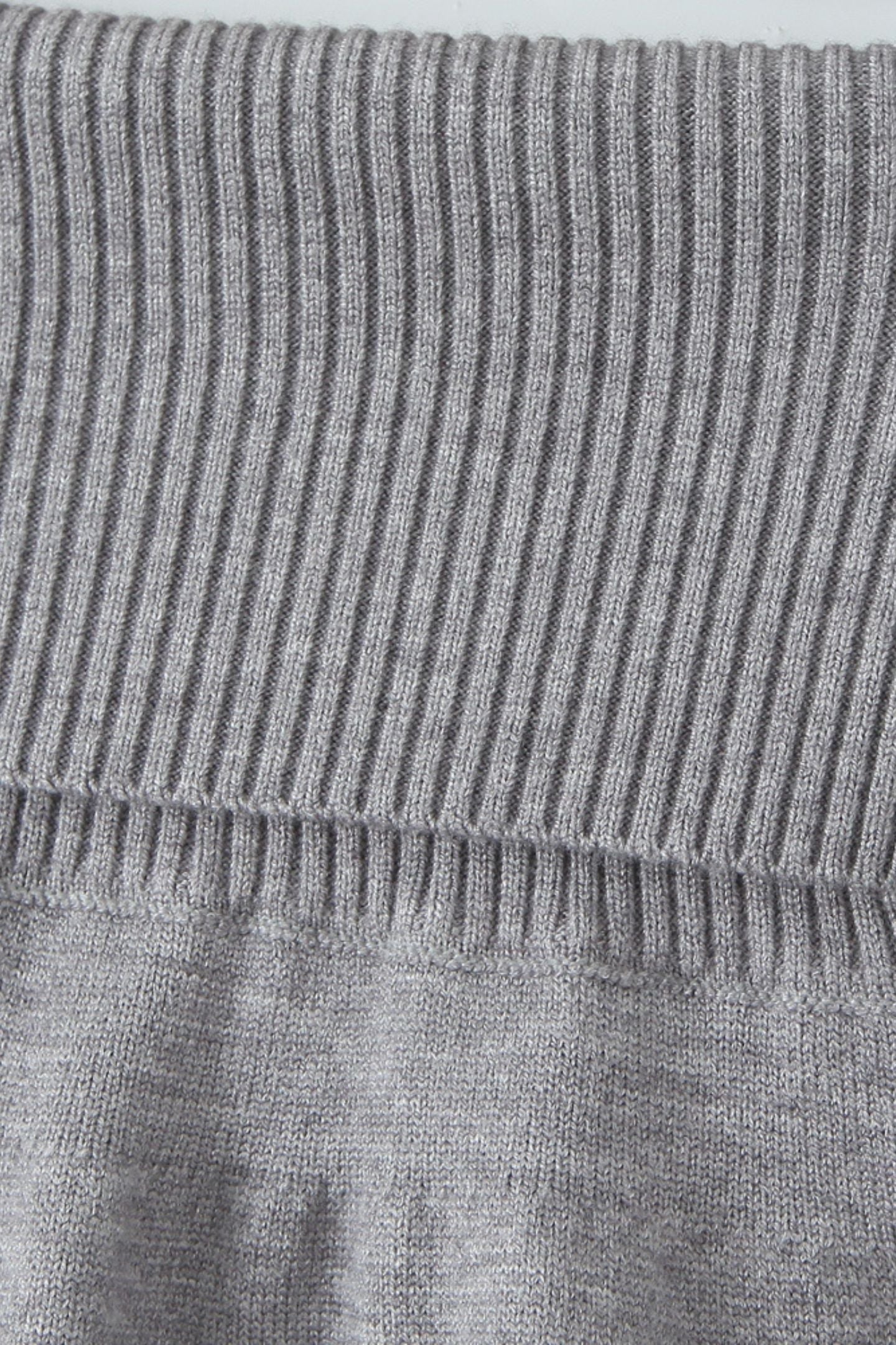 Dreiteiliges Strickset mit Krawattenweste