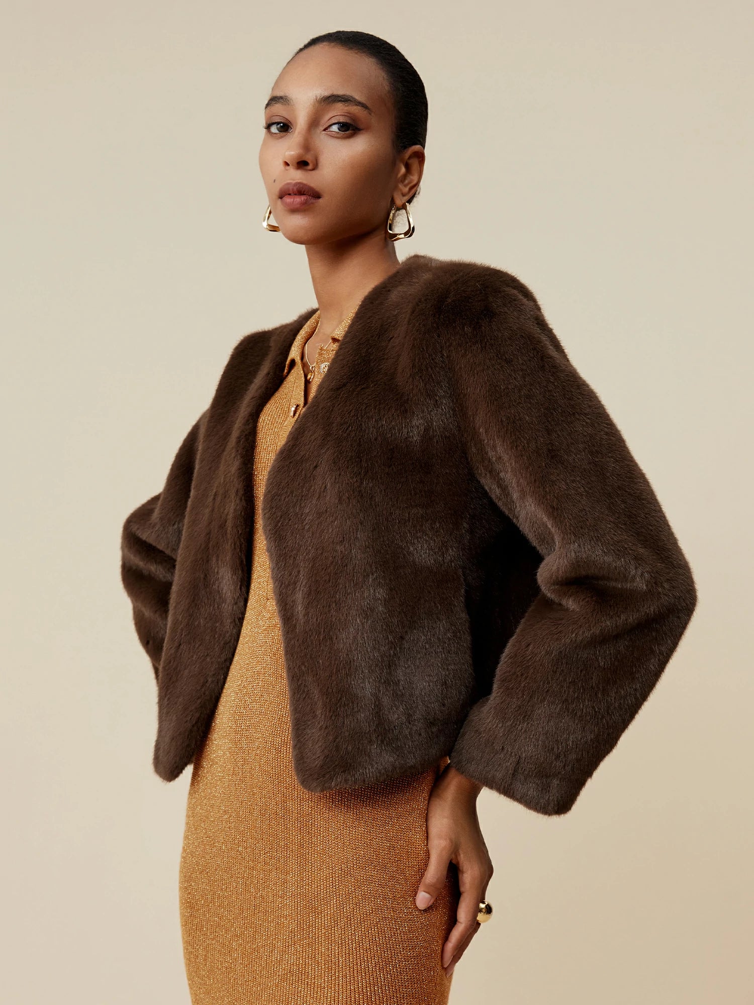 V-Neck Long-Sleeved Eco-Friendly Fur Short Coat