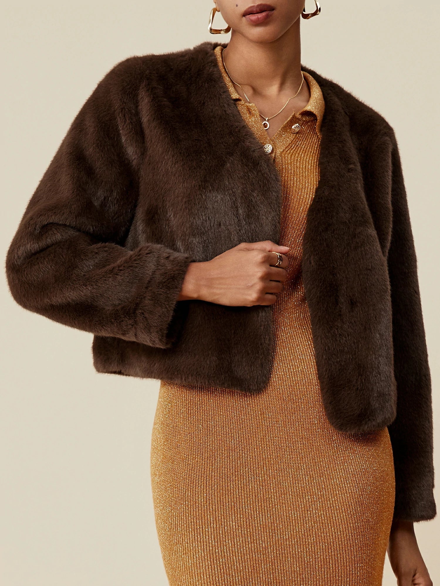 V-Neck Long-Sleeved Eco-Friendly Fur Short Coat