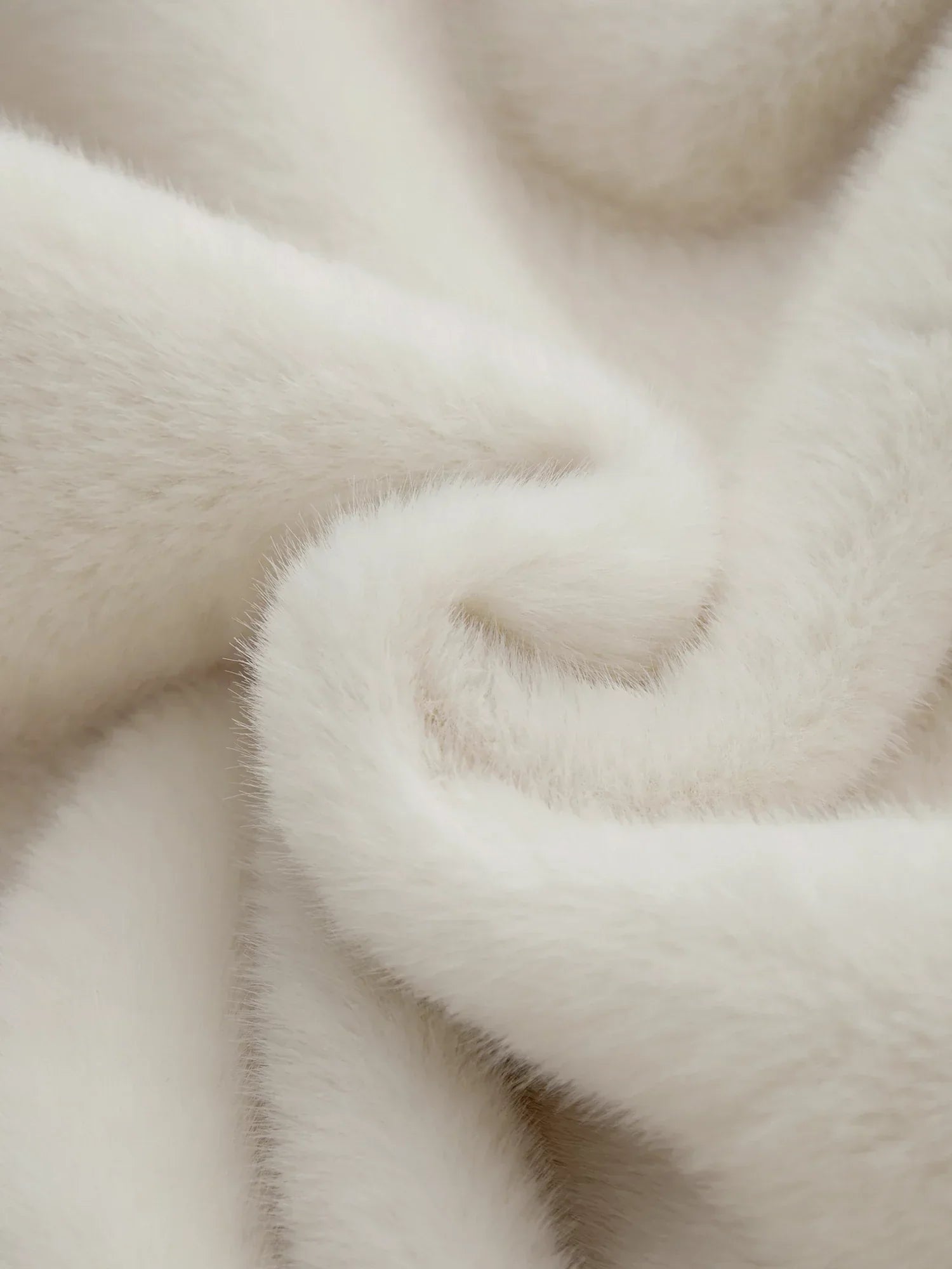 V-Neck Long-Sleeved Eco-Friendly Fur Short Coat