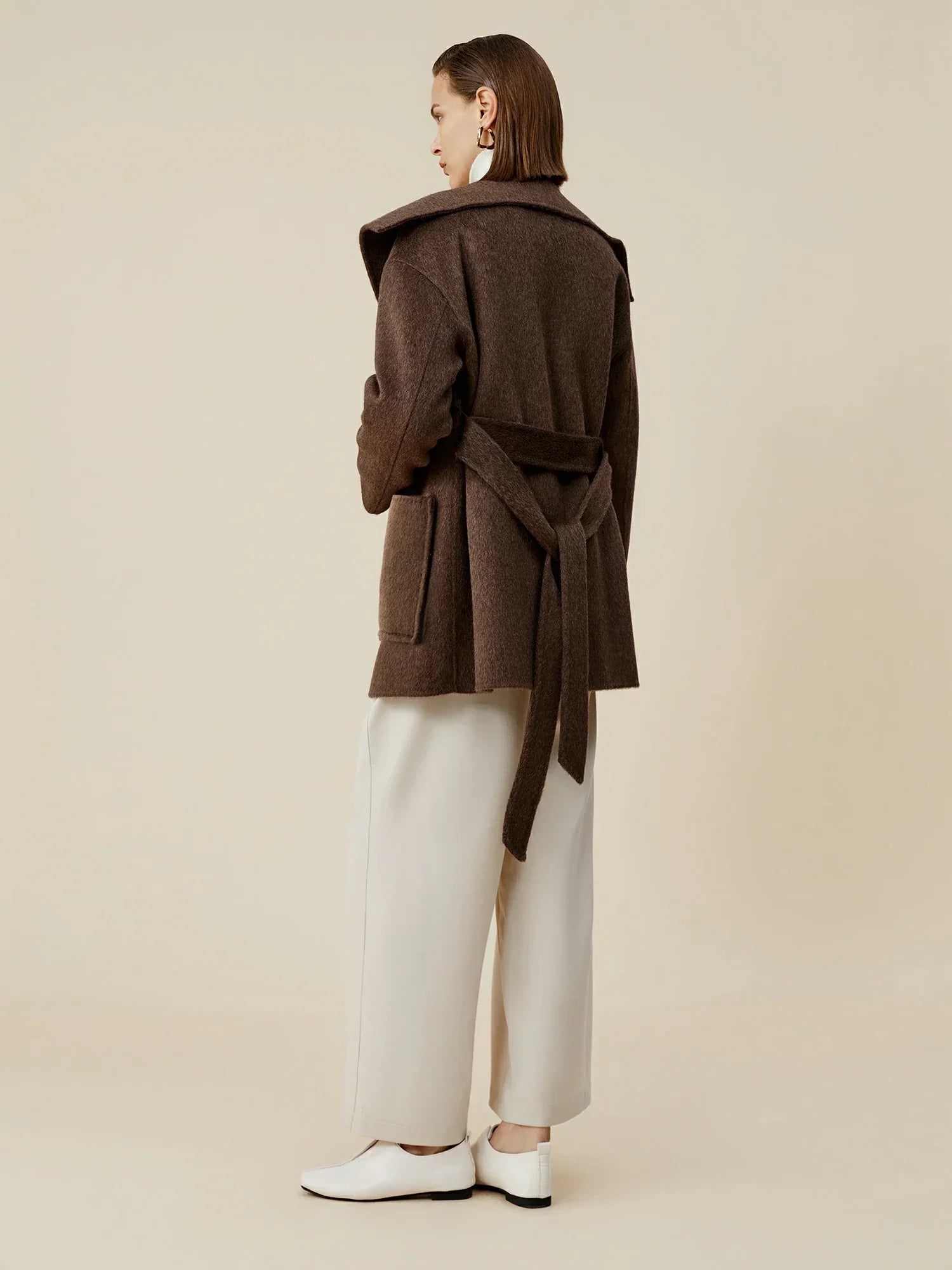 Yün Yaka Uzun Kollu Kaban