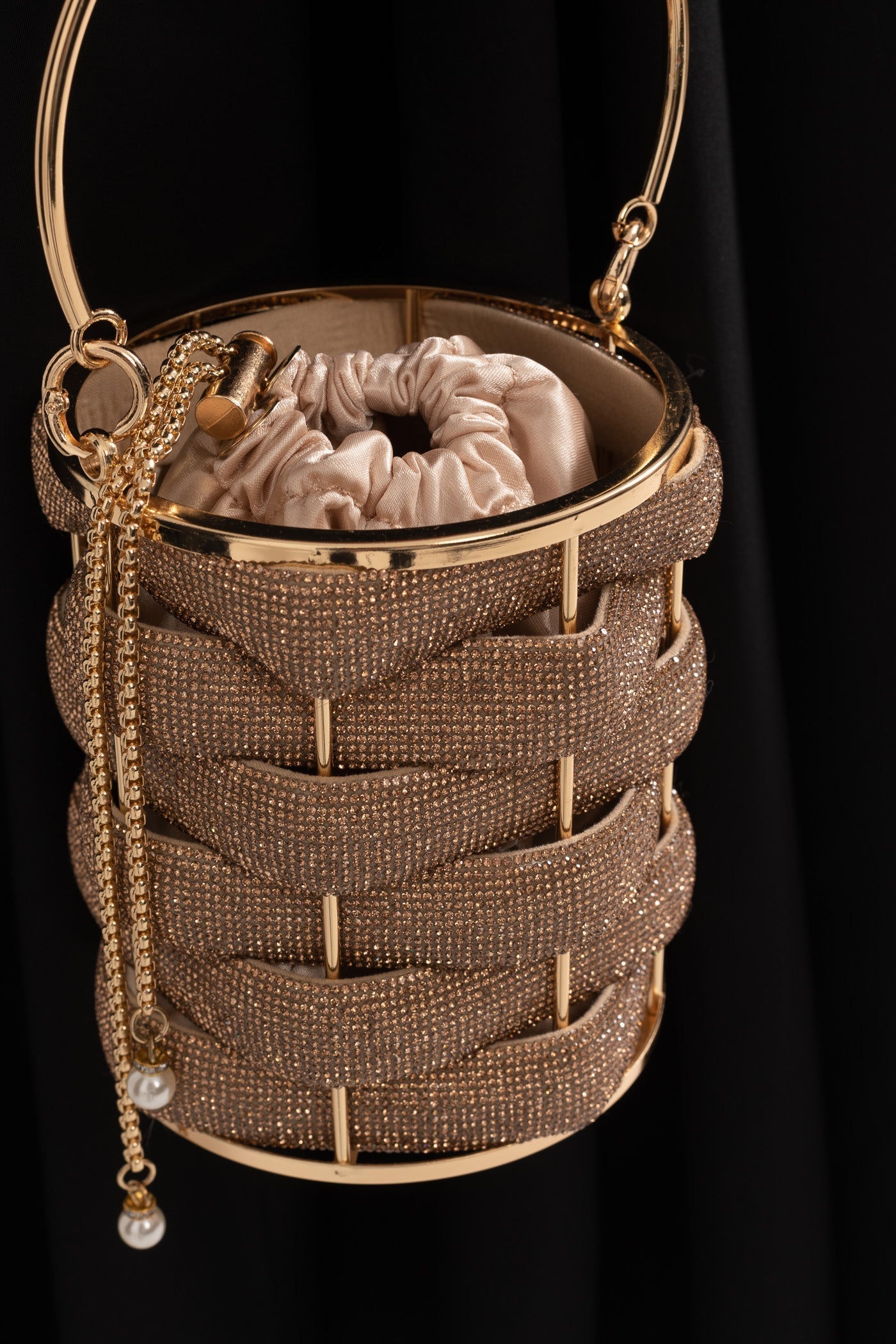 Elegant Bucket Bag with Satin Interior Closure - Gold