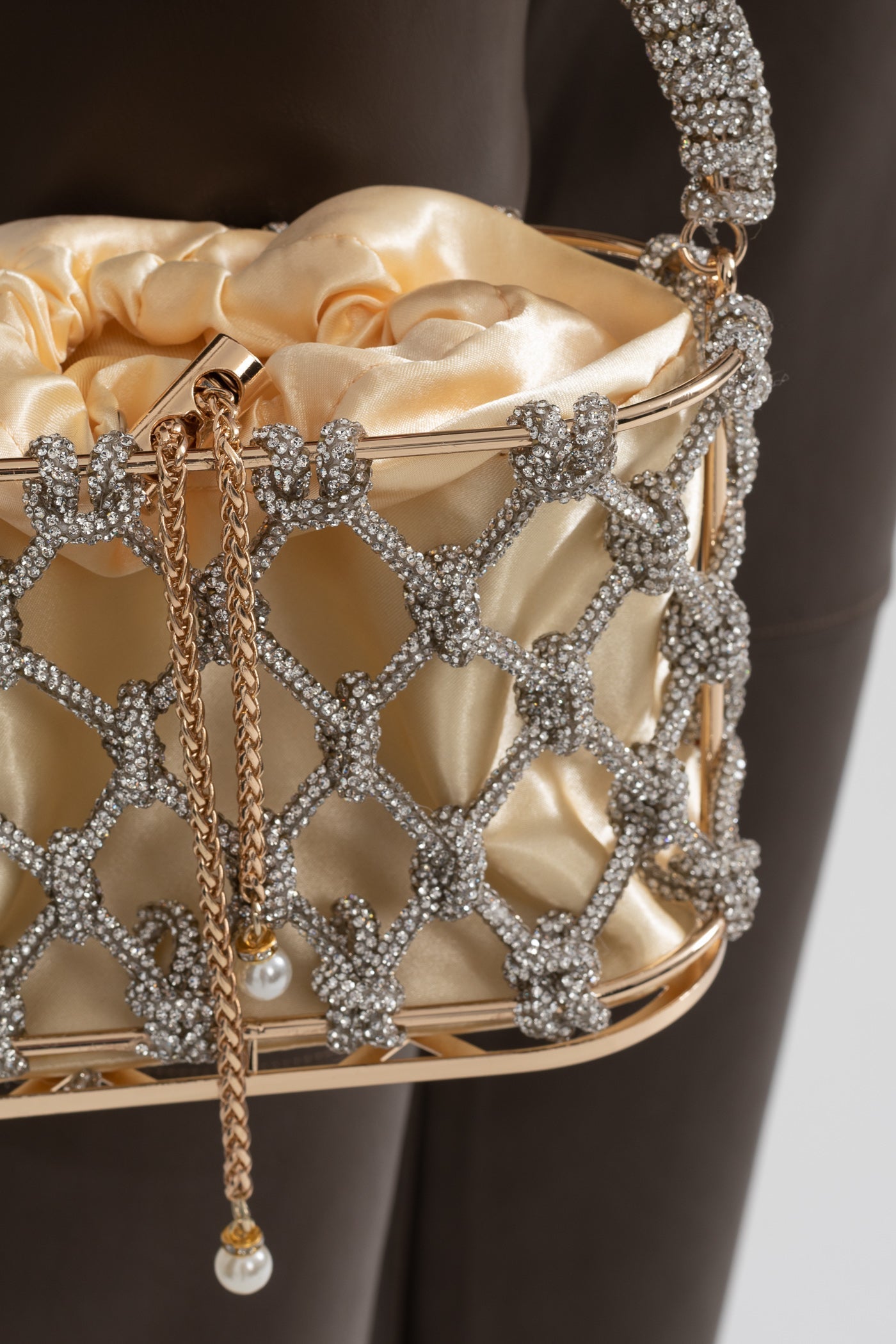 Sparkling mesh bag with satin drawstring pouch - Silver
