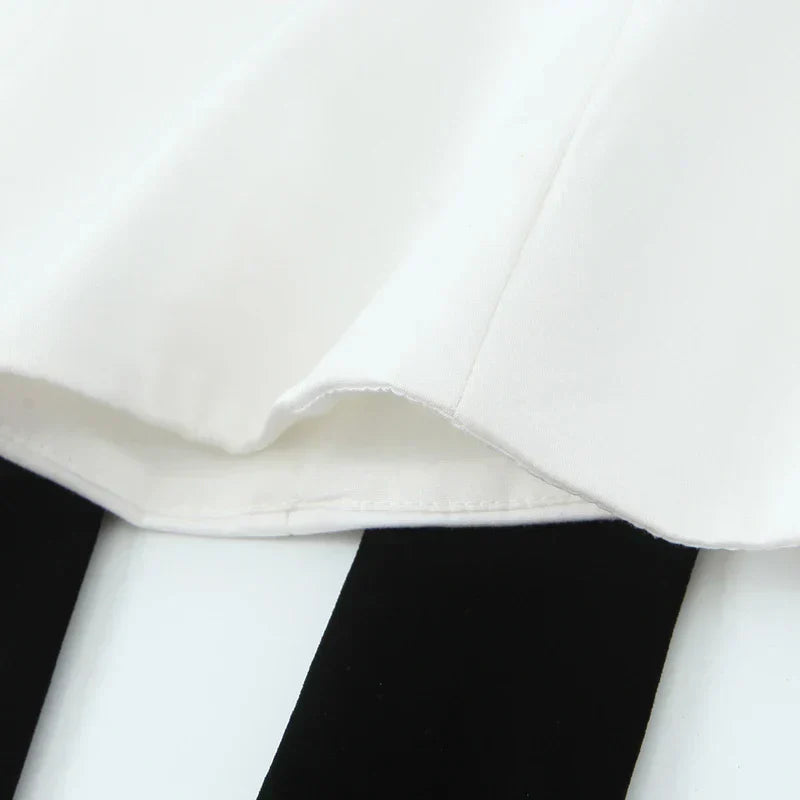 Trägerlose Bluse „Ophelia“ mit Rückendetail 