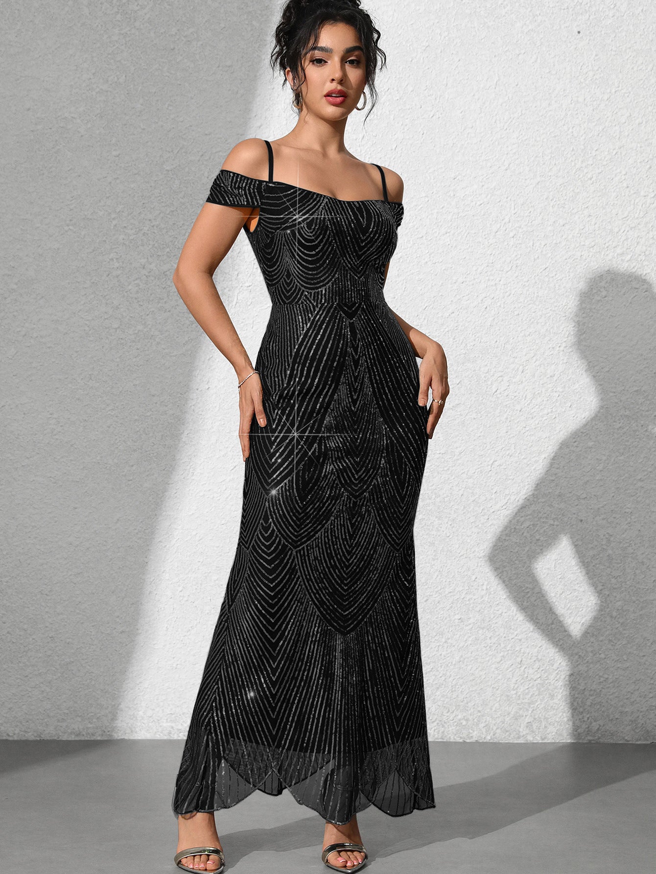 Dionne Sequin Omuzsuz Maxi Elbise
