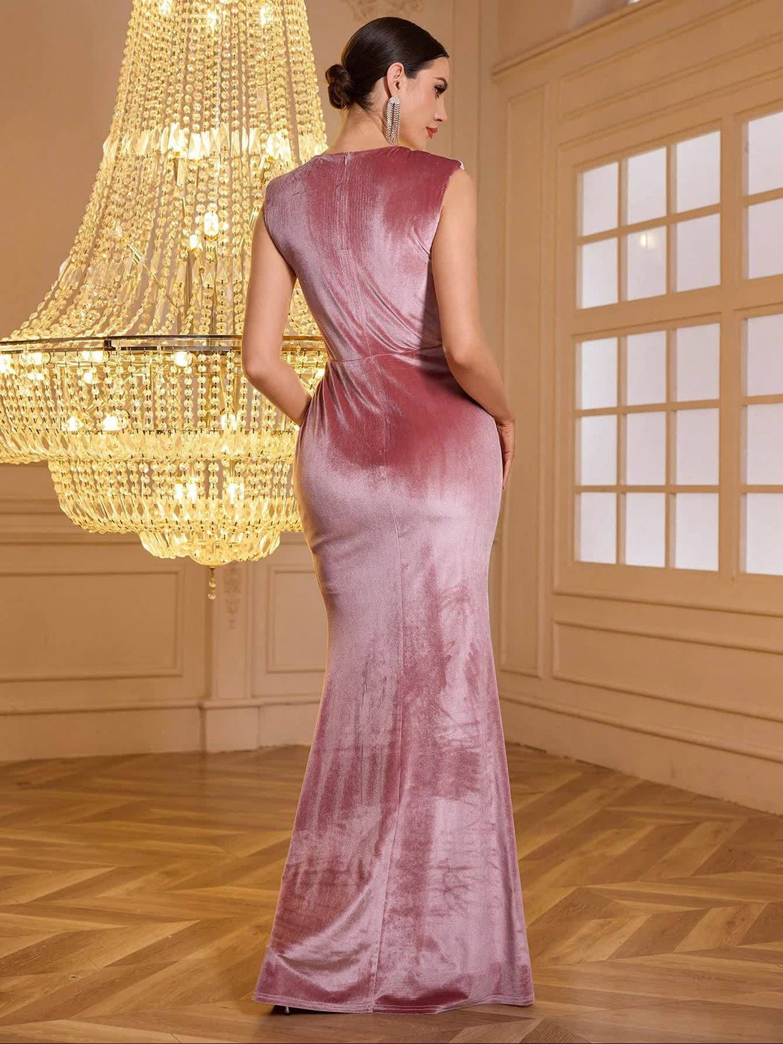 Ärmelloses Maxikleid aus Briar-Samt 