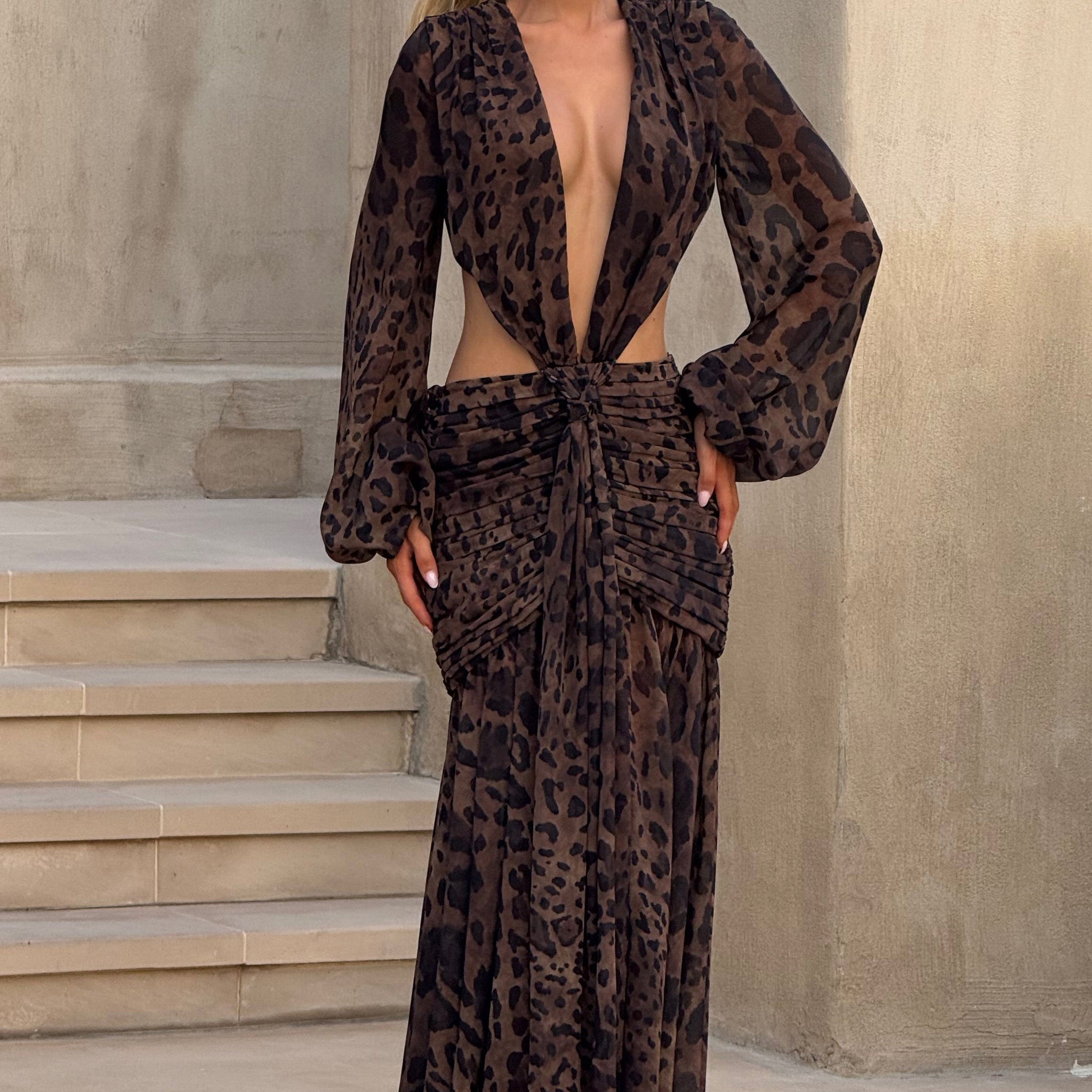 Leopar Desenli Cut-Out Maxi Elbise