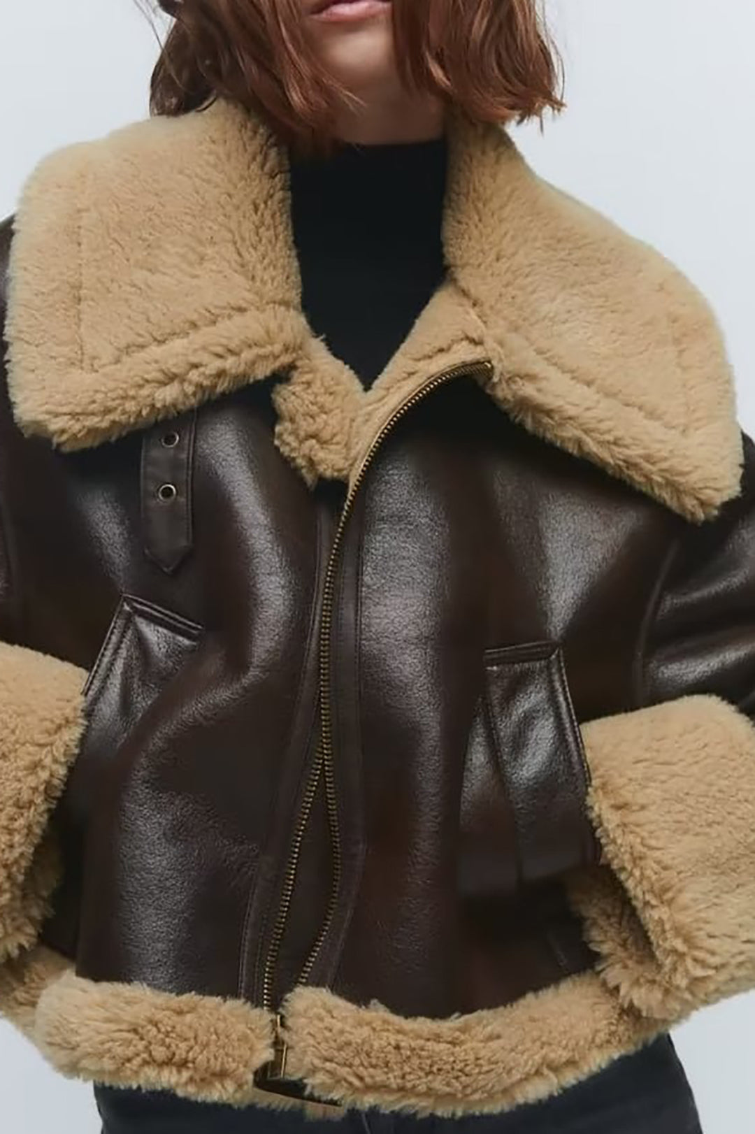Faux Button Leather Mont