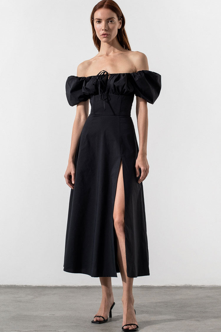 Luftiges Midikleid mit Puffärmeln und Schlitz – Schwarz
