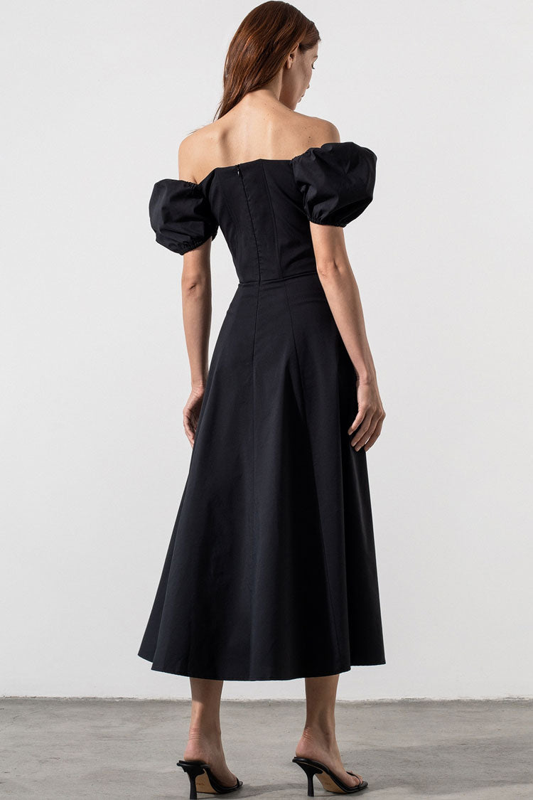 Luftiges Midikleid mit Puffärmeln und Schlitz – Schwarz