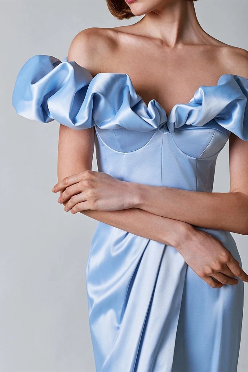 Kristall-Maxikleid mit schulterfreiem Ausschnitt