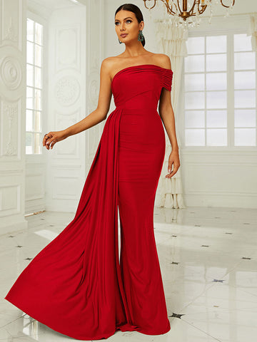 Idony schulterfreies, drapiertes Maxikleid