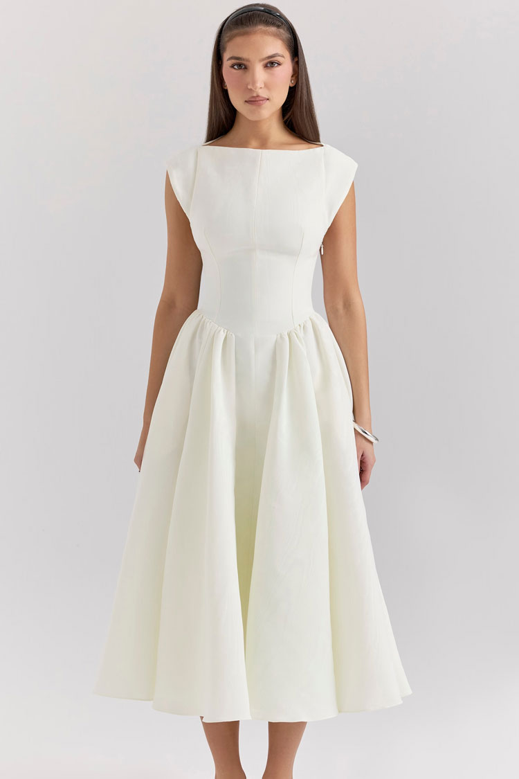 Elegantes Cocktailkleid mit U-Boot-Ausschnitt und ausgestelltem Rock