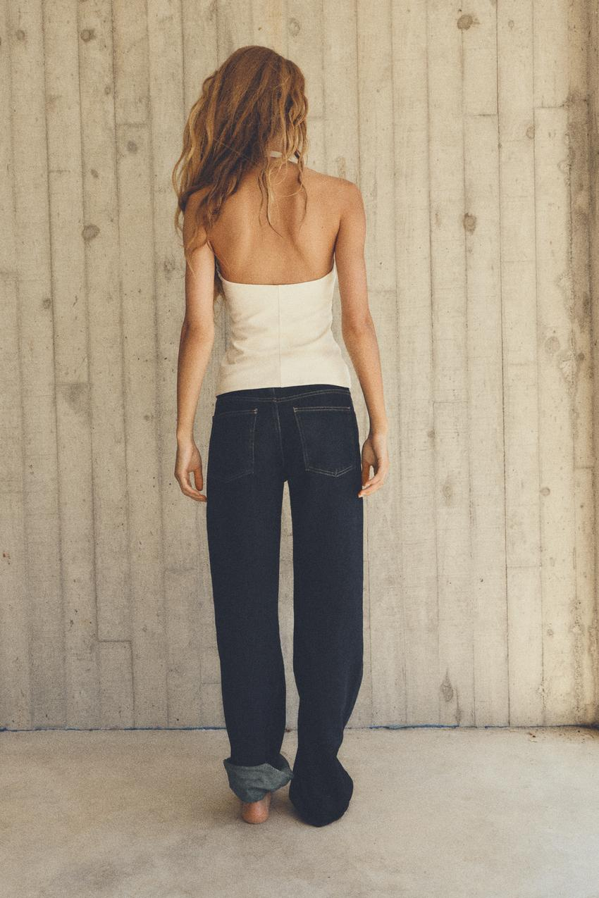 Bluse mit Muschelausschnitt und Neckholder