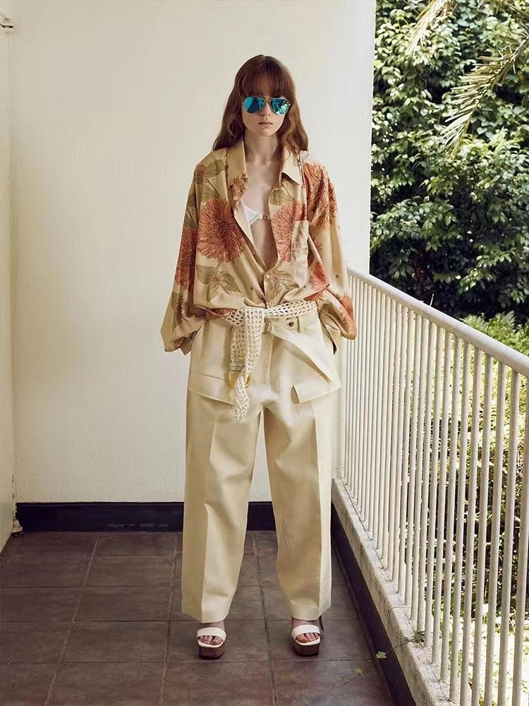 Rhoda Bluse mit Blumenmuster und lockerer Passform