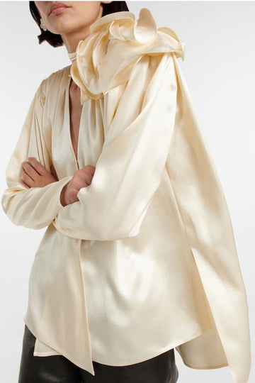 Lorraine Bluse aus floralem Satin mit Drapierung