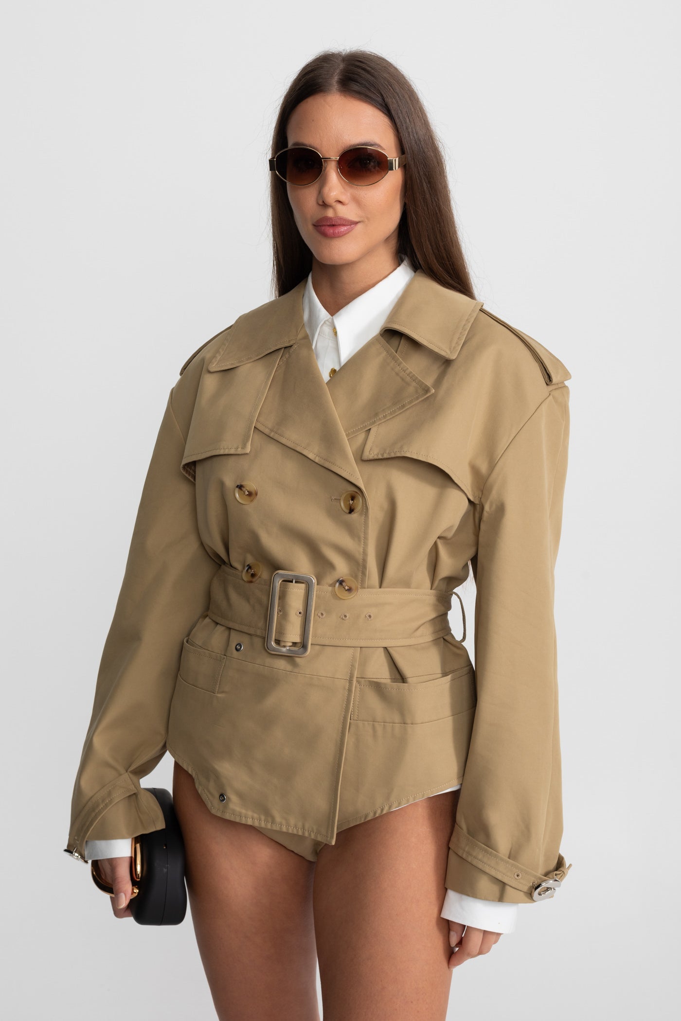 Trench-Body-Jacke mit Gürtel in der Taille und strukturiertem Kragen