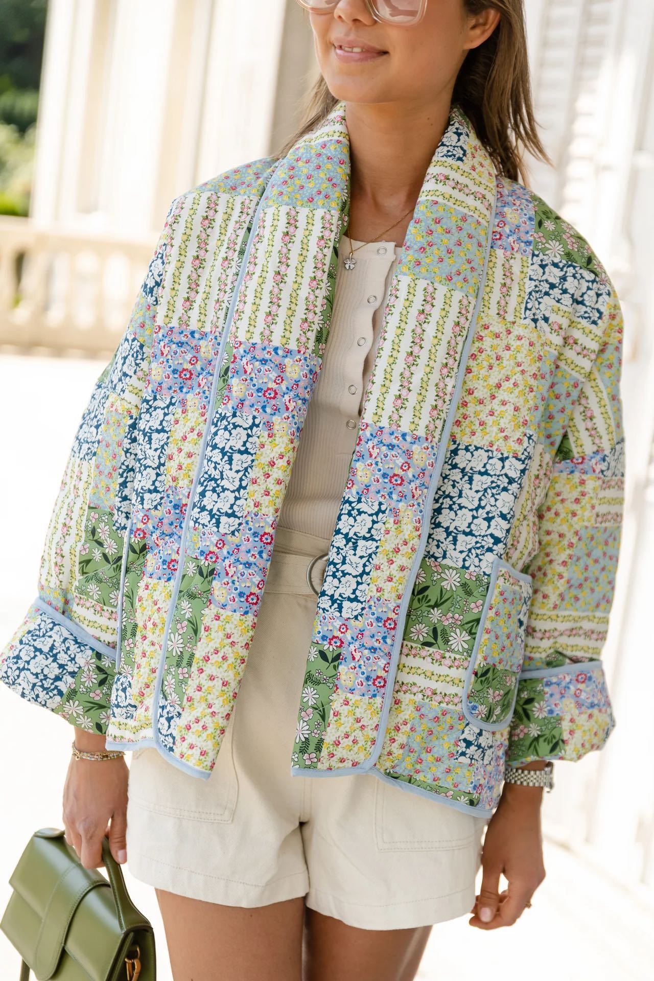 Teagan Steppjacke mit Patchwork-Blumenmuster