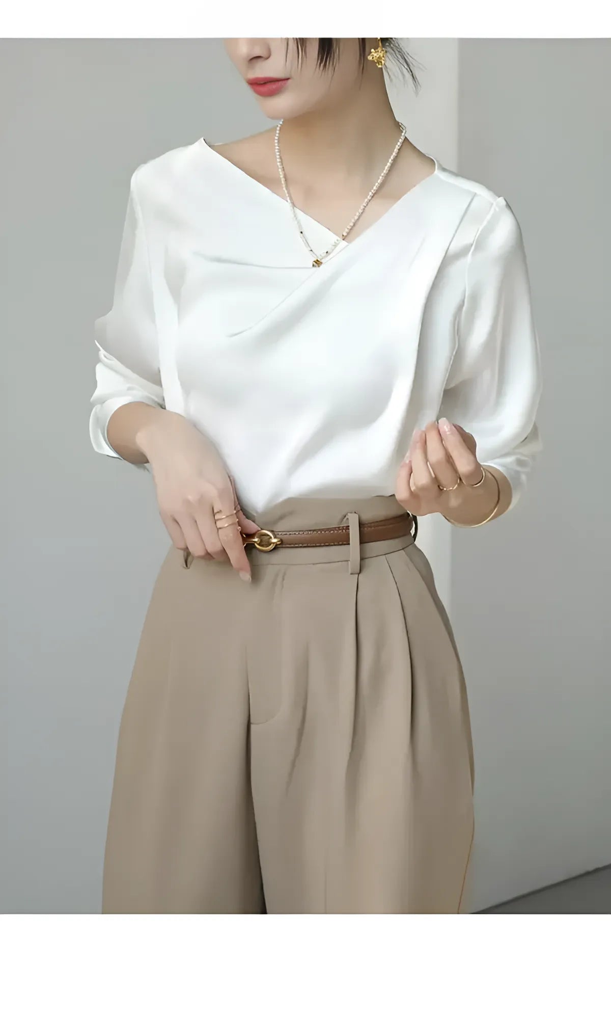 Collar Detail Long Sleeved Blouse