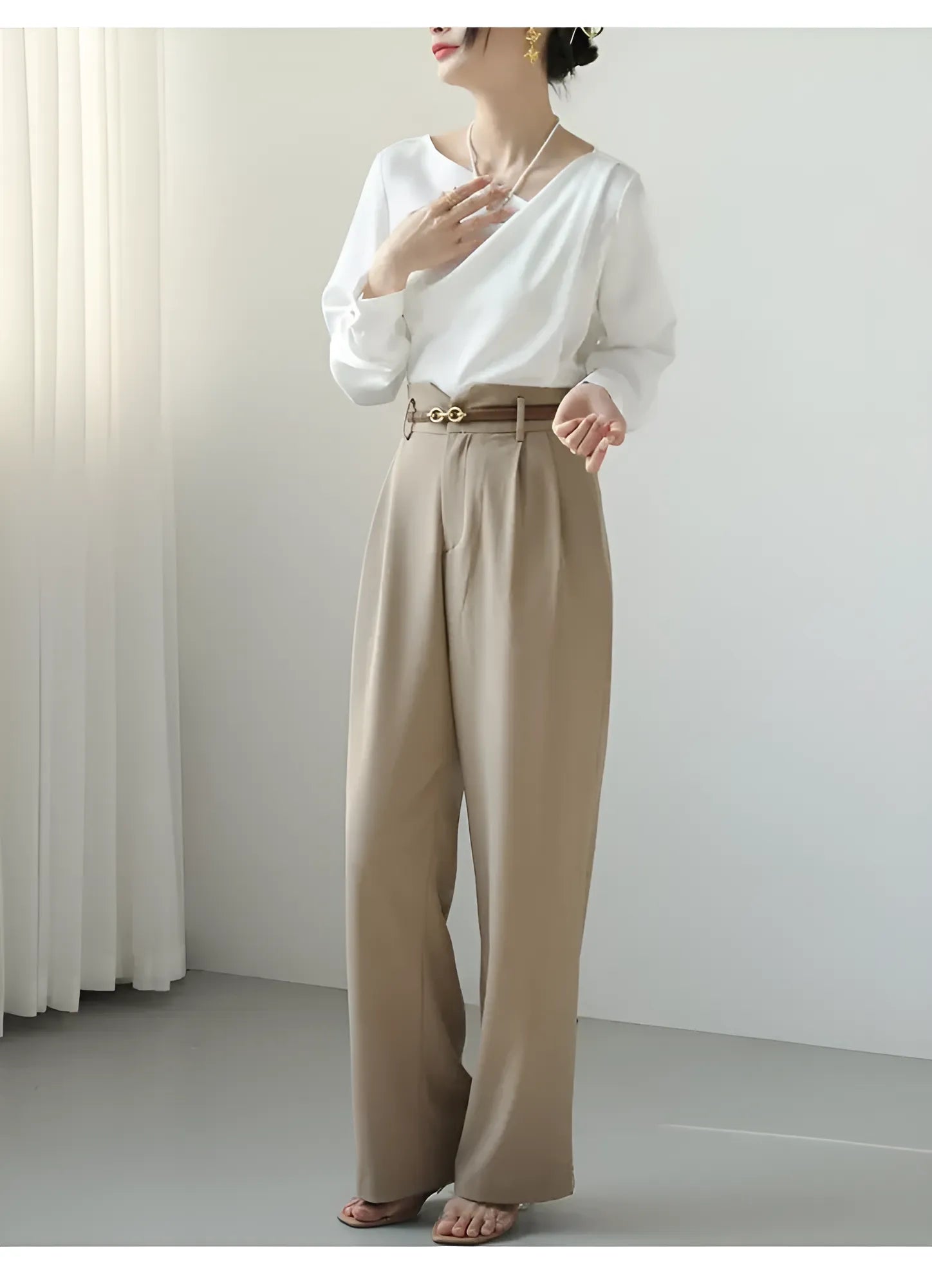 Collar Detail Long Sleeved Blouse